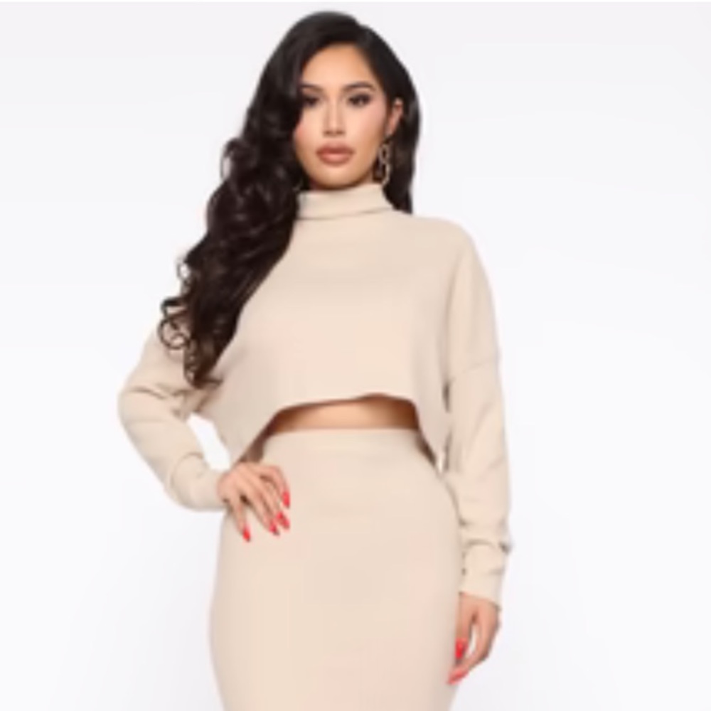 Fashion Nova cowlneck